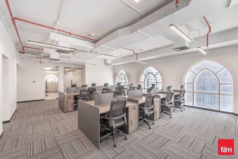 Üürile anda kontor asukohaga Dubai, AÜE: 186.7 m² Nr 631645 - pilt 4