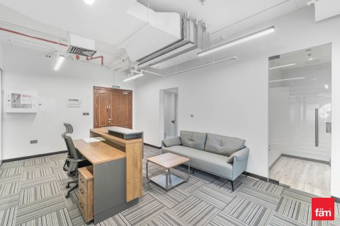 Üürile anda kontor asukohaga Dubai, AÜE: 186.7 m² Nr 631645 - pilt 10