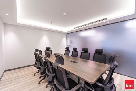 Üürile anda kontor asukohaga Dubai, AÜE: 186.7 m² Nr 631645 - pilt 6