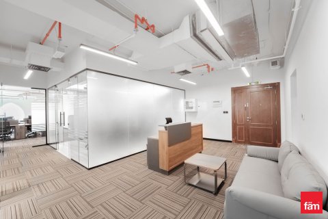 Üürile anda kontor asukohaga Dubai, AÜE: 186.7 m² Nr 631645 - pilt 3