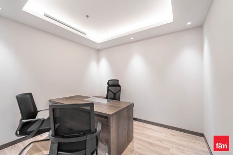 Üürile anda kontor asukohaga Dubai, AÜE: 186.7 m² Nr 631645 - pilt 7