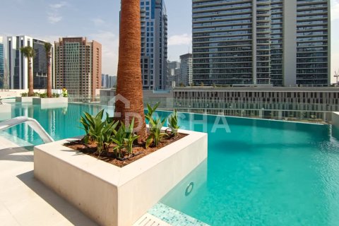 Apartment in Business Bay, Dubai, UAE 1 bedroom, 90 sq.m. № 717623 - photo 22