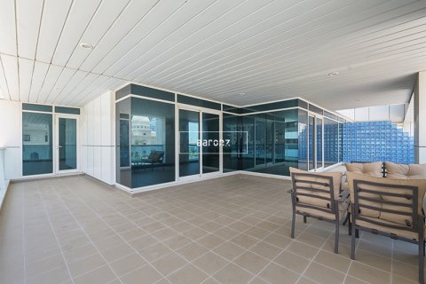 Apartment in Dubai Marina, UAE 2 bedrooms, 176.4 sq.m. № 625057 - photo 1