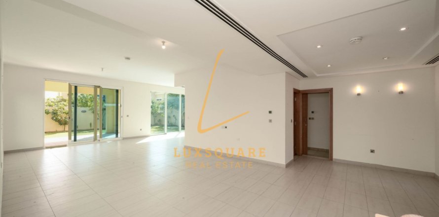 Huvila Jumeirah Park, Dubai, Arabiemiraatit 4 makuuhuonetta, 511 m2 № 722568