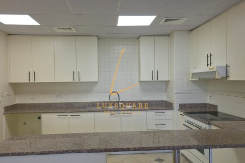 Appartement à louer à Motor City, Dubai, EAU 2 chambres, 126 m2 № 722567 - photo 2
