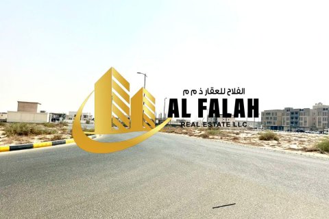 Terreno en venta en Tilal City, Sharjah, EAU 347 m2 № 650803 - foto 3