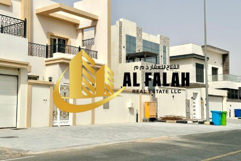 Terreno en venta en Tilal City, Sharjah, EAU 347 m2 № 650803 - foto 7