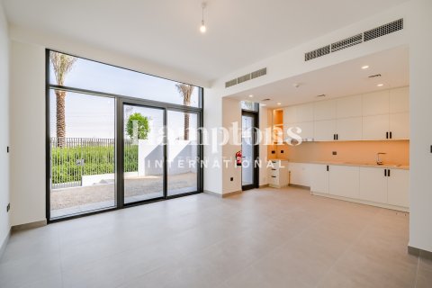 Villa til leie i Arabian Ranches 3, Dubai, Emiratene 3 soverom, 144.83577700 kvm Nr. 704193 - Foto 3