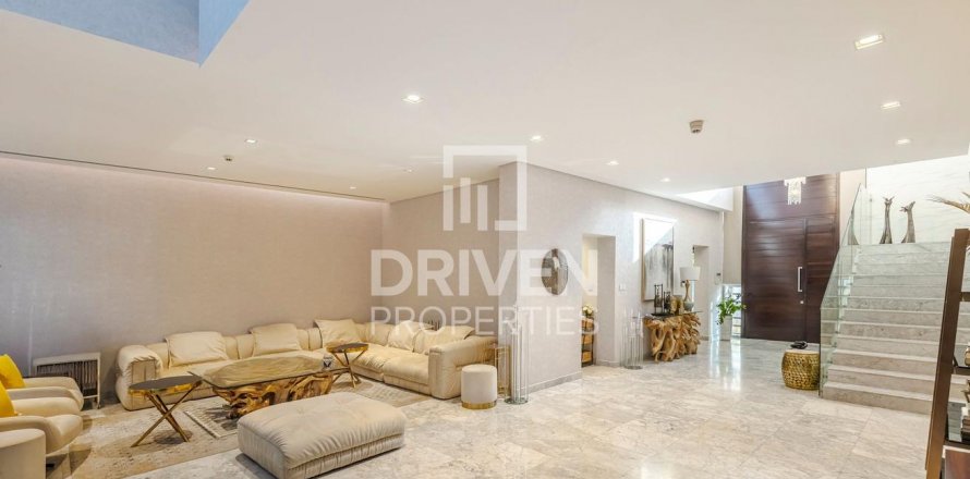 阿联酋 Dubai Mohammed Bin Rashid City 别墅  4 卧, 594 平方米 , 编号 603198