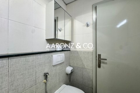 Apartemen di Jumeirah Lake Towers, Dubai, UEA 2 kamar tidur, 116 m2 nomor 681169 - foto 18