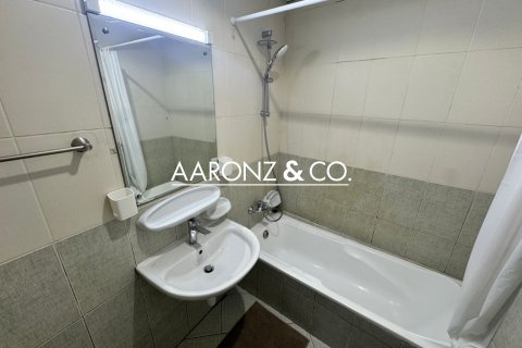 Apartemen di Jumeirah Lake Towers, Dubai, UEA 2 kamar tidur, 116 m2 nomor 681169 - foto 14