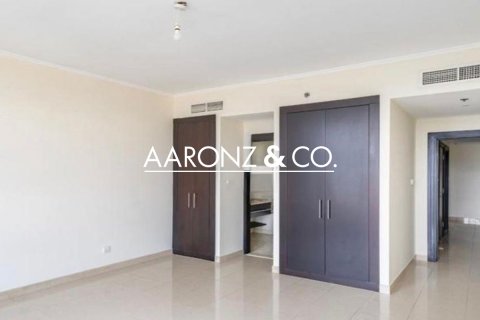 Apartmen di The Views, Dubai, UAE 2 bilik tidur, 145 meter persegi № 681170 - foto 6