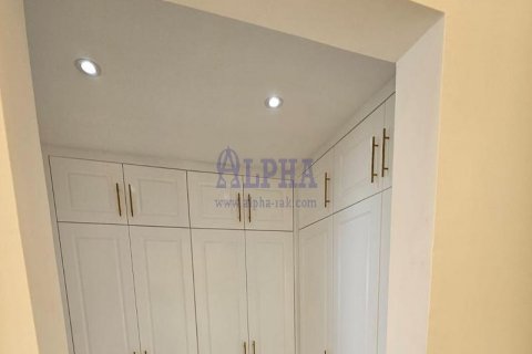 Byt v Al Hamra Village, Ras Al Khaimah, SAE 3 ložnice, 232 m² Č.: 572687 - fotografie 5