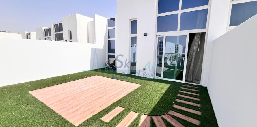 Řadový dům v DAMAC Hills (Akoya by DAMAC), Dubai, SAE 4 ložnice, 224 m² Č.: 693809