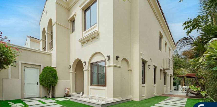 Villa à Arabian Ranches 2, Dubai, EAU: 5 chambres, 369 m2 № 667047