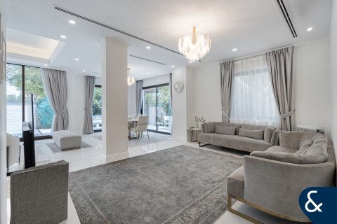 Villa à vendre à Arabian Ranches 2, Dubai, EAU 5 chambres, 369 m2 № 667047 - photo 8