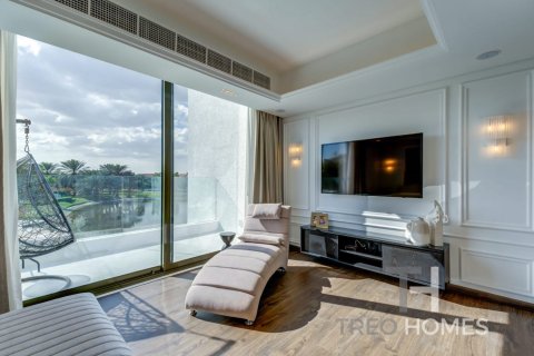 Vilë në Jumeirah Islands, Dubai, Emiratet e Bashkuara Arabe 5 dhoma gjumi, 527 m2. № 595554 - Foto 11
