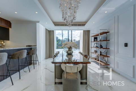 Vilë në Jumeirah Islands, Dubai, Emiratet e Bashkuara Arabe 5 dhoma gjumi, 527 m2. № 595554 - Foto 12