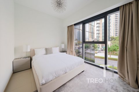 Apartment in Burj Khalifa, Dubai, UAE 2 bedrooms, 97 sq.m. № 595549 - photo 6