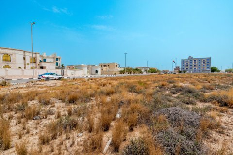 Terra para venda em Al Mairid, Ras Al Khaimah, EAU 1347 m2 № 656866 - foto 10