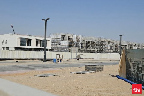 Adosado en venta en Dubai, EAU 4 dormitorios, 450.6 m2 № 719467 - foto 12