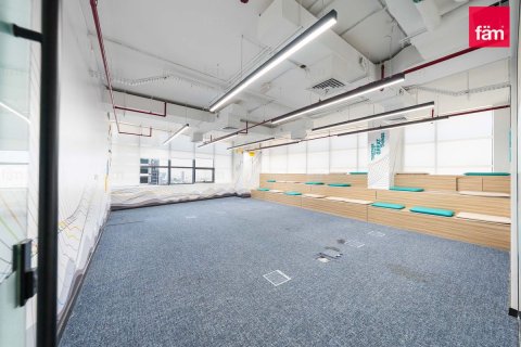 Zyrë në Dubai, Emiratet e Bashkuara Arabe 1121.7 m2. № 719455 - Foto 18
