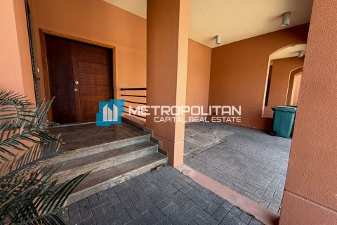 Villa til salg i Abu Dhabi, UAE 5 soveværelser, 531.6 kvm № 700486 - foto 16