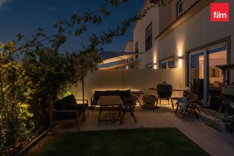 Townhouse di Dubai, UEA 2 kamar tidur, 161.7 m2 nomor 715402 - foto 12