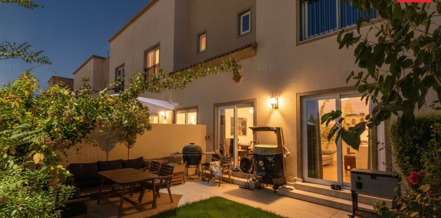 Townhouse di Dubai, UEA 2 kamar tidur, 161.7 m2 nomor 715402