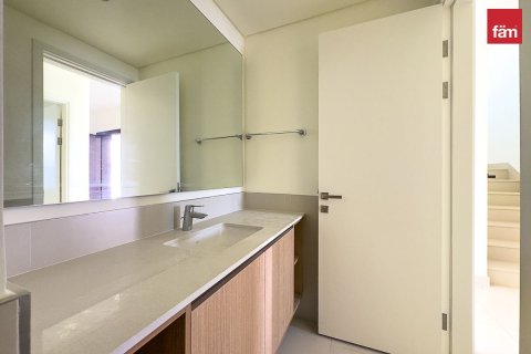 Vila u Dubai, UAE 3 spavaćih soba, 137.8 m2 Br. 703520 - fotografija 13