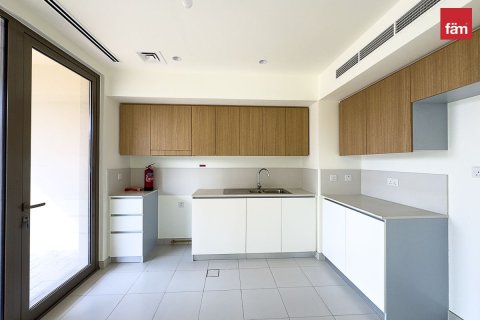 Vila u Dubai, UAE 3 spavaćih soba, 137.8 m2 Br. 703520 - fotografija 4