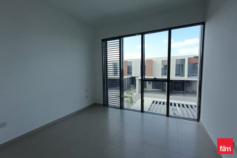 טאונהאוס להשכרה ב Dubai, איחוד האמירויות  4 חדרי שינה, 252 מ"ר, מספר 703547 - תמונה 7