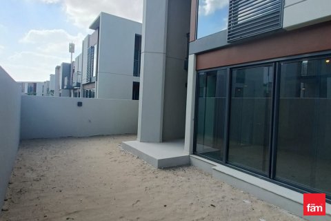 טאונהאוס להשכרה ב Dubai, איחוד האמירויות  4 חדרי שינה, 252 מ"ר, מספר 703547 - תמונה 11