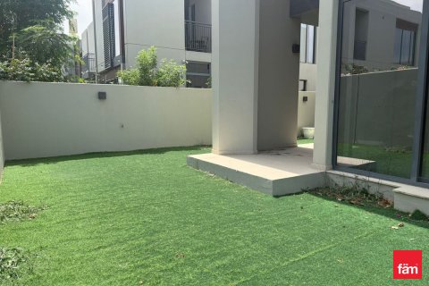 טאונהאוס להשכרה ב Dubai, איחוד האמירויות  4 חדרי שינה, 252 מ"ר, מספר 703547 - תמונה 2