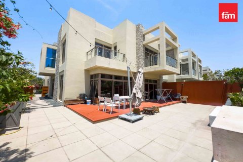 Müüa ridamaja asukohaga Meydan, Dubai, AÜE: 4 magamistoaga, 404.1 m² Nr 598204 - pilt 1