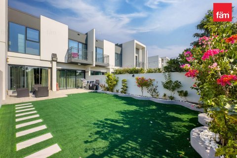 Villa uthyres i Dubai, UAE 3 sovrum, 217.6 kvm Nr. 662356 - fotografi 1
