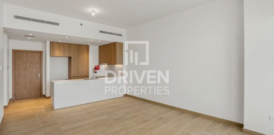Apartment in Jumeirah, Dubai, UAE 2 bedrooms, 118.36 sq.m. № 768224