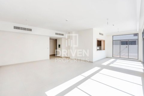 Dubai South (Dubai World Central), Dubai, UAE의 임대용 빌라 침실 5개, 373.19제곱미터 번호 768222 - 사진 2