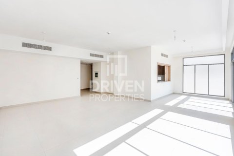 فيلا للإيجار في Dubai South (Dubai World Central)، دبي، الإمارات العربية المتحدة 5 غرفة نوم ، 372.45 متر مربع ، رقم 768221 - صورة 1