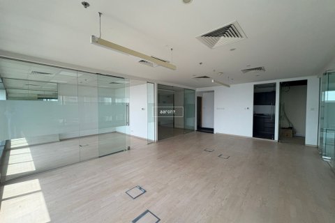 Офис Джумейра Лейк Тауэрс, Дубай, БАӘ-да 125.5 м² № 633253 - фото 1
