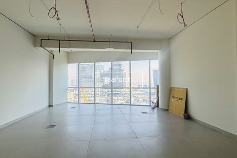 Pejabat di Business Bay, Dubai, UAE 59.8 meter persegi № 633248 - foto 1