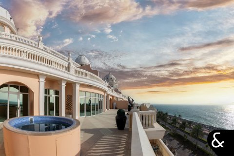 Apartman u gradu Palm Jumeirah, Dubai, UAE 4 spavaće sobe, 457 m2 Br. 697735 - Slika 12