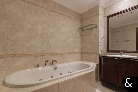 Apartman u gradu Palm Jumeirah, Dubai, UAE 4 spavaće sobe, 457 m2 Br. 697735 - Slika 21