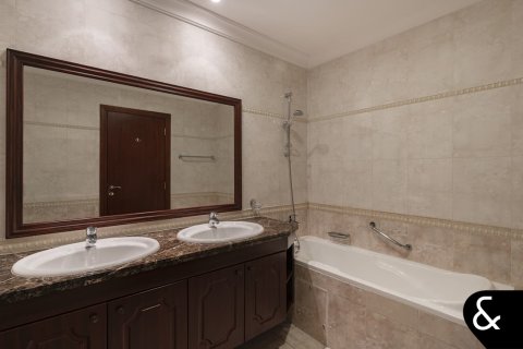 Apartman u gradu Palm Jumeirah, Dubai, UAE 4 spavaće sobe, 457 m2 Br. 697735 - Slika 19