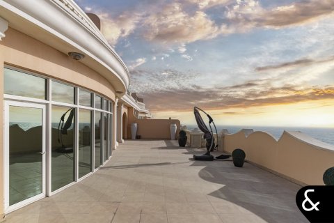 Apartman u gradu Palm Jumeirah, Dubai, UAE 4 spavaće sobe, 457 m2 Br. 697735 - Slika 2