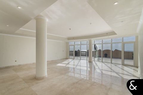 Apartman u gradu Palm Jumeirah, Dubai, UAE 4 spavaće sobe, 457 m2 Br. 697735 - Slika 3
