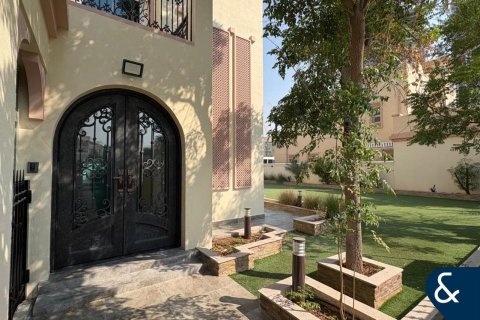 阿联酋 Dubai Jumeirah Village Triangle 待售 : 3 卧, 675 平方米 , 编号697737 - 照片 2