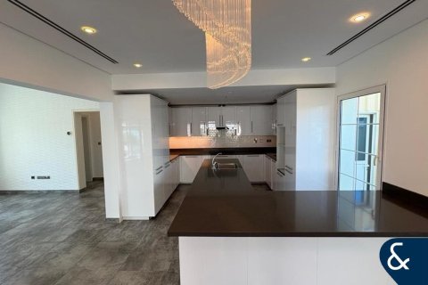 阿联酋 Dubai Jumeirah Village Triangle 待售 : 3 卧, 675 平方米 , 编号697737 - 照片 5