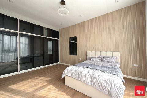 Villa in Dubai, UAE 5 bedrooms, 755.6 sq.m. № 699003 - photo 12