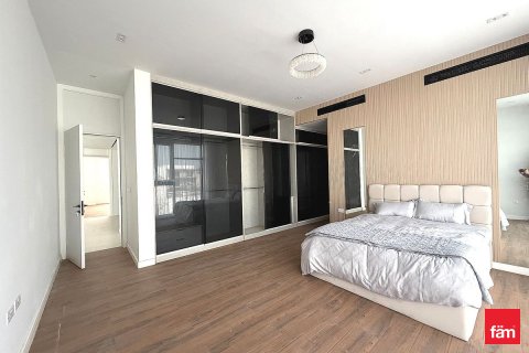 Villa in Jumeirah Park, Dubai, UAE 5 bedrooms, 755.6 sq.m. № 699003 - photo 9